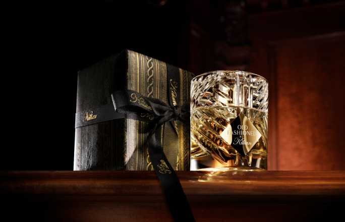 Old fashioned perfume and it's packaging